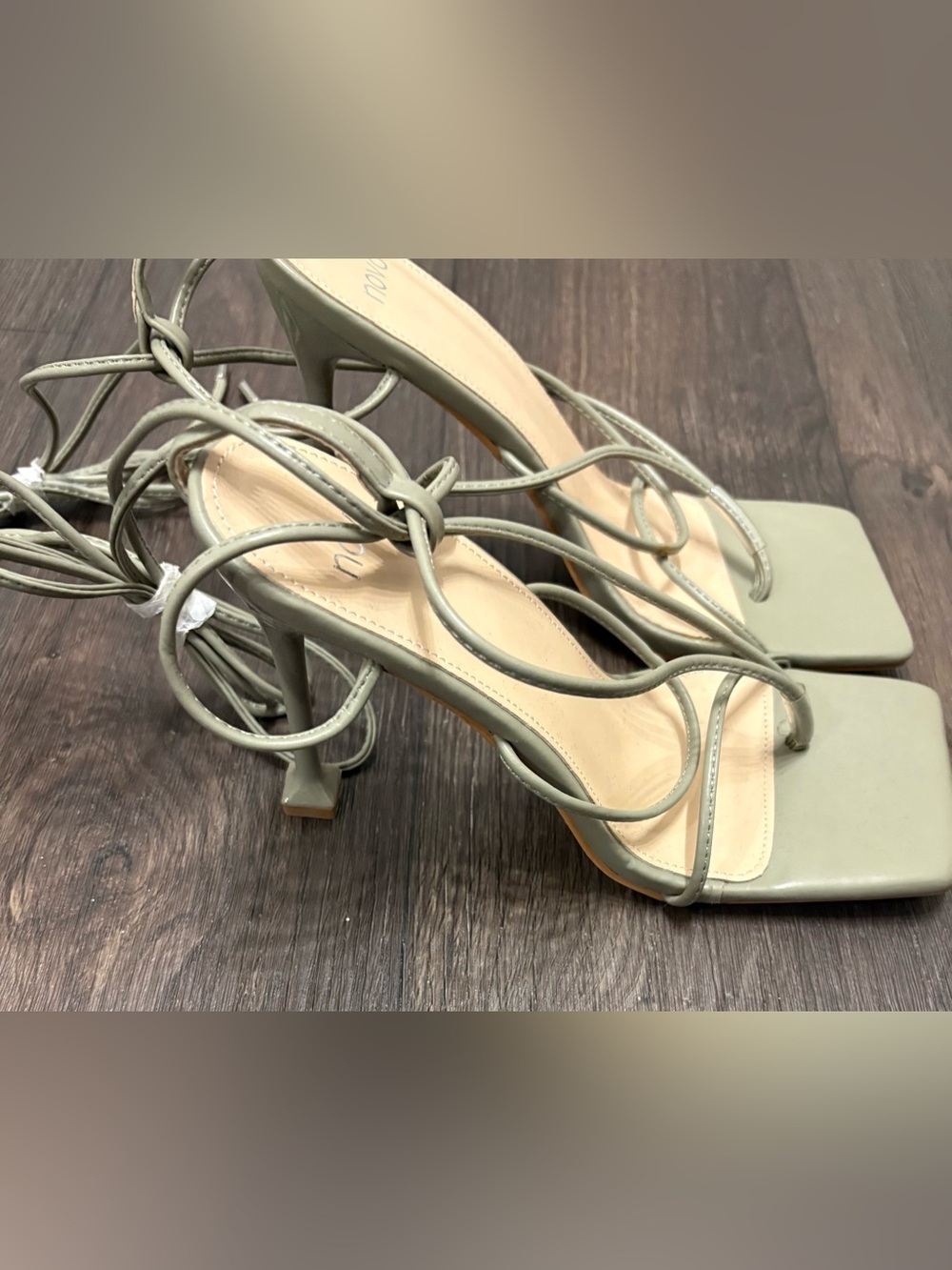 Novo Strappy Lace-Up Heels Olive Green Square Toe Size 8 - Picture 4 of 6
